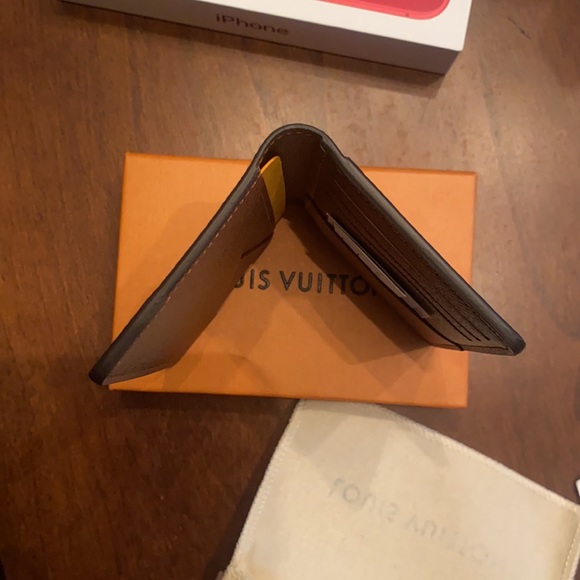 New Louis Vuitton monogram wallet - Picture 7 of 7
